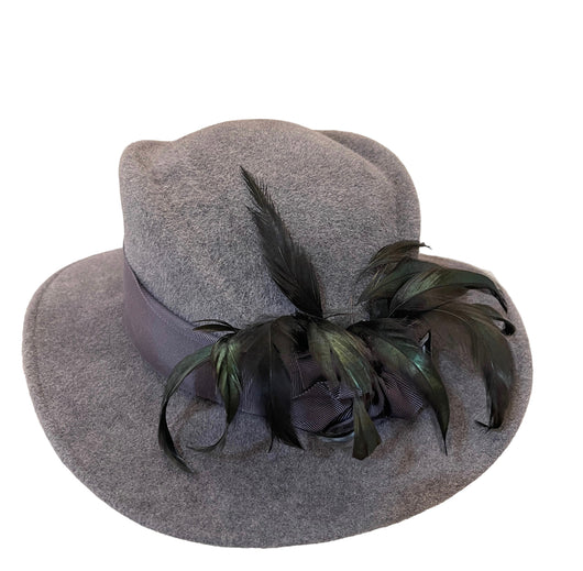 Medium grey Aspener.