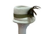 Alabaster   ‘Eddie’   - Medium.
