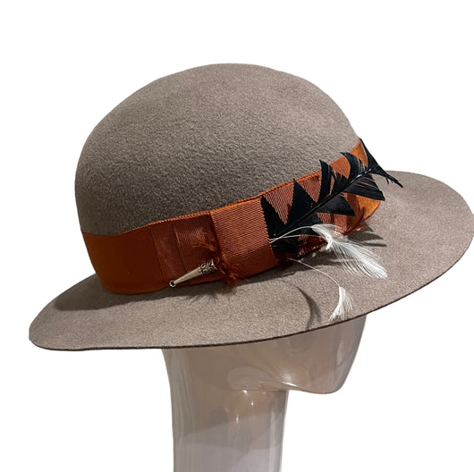 Taupe brimmed hat with feathers- Medium.