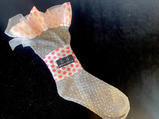 Softest socks with silk trim sz 9-11