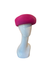 Bright Pink Dillon beret 57 cm