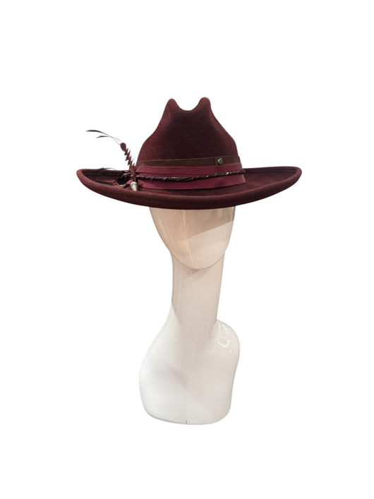 Burgundy Rancher 57-58cm