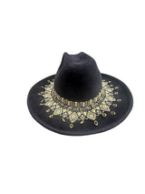 Black Beaded Rancher 57-58cm