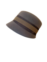 Bucket Hat - Grey with suede bow 56 cm