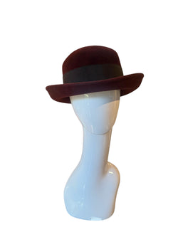 Wine bowler with black trim, 57 cm ￼