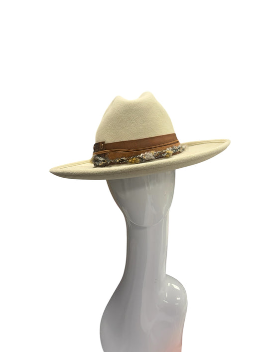 Ivory Cowgirl - 56cm